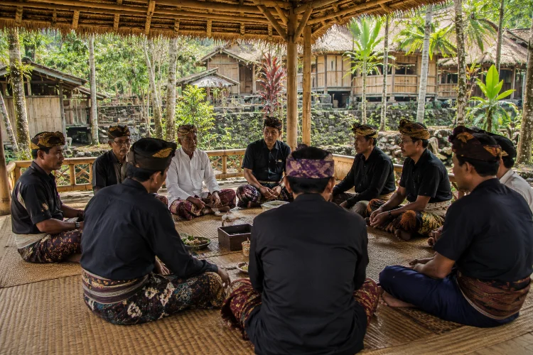 Peran Adat dalam Menjaga Harmoni Sosial di Sesaot